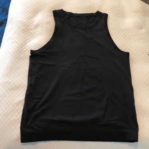 Lululemon, Swiftly Breathe Relaxed Fit Muscle, tank top, size 6, Black